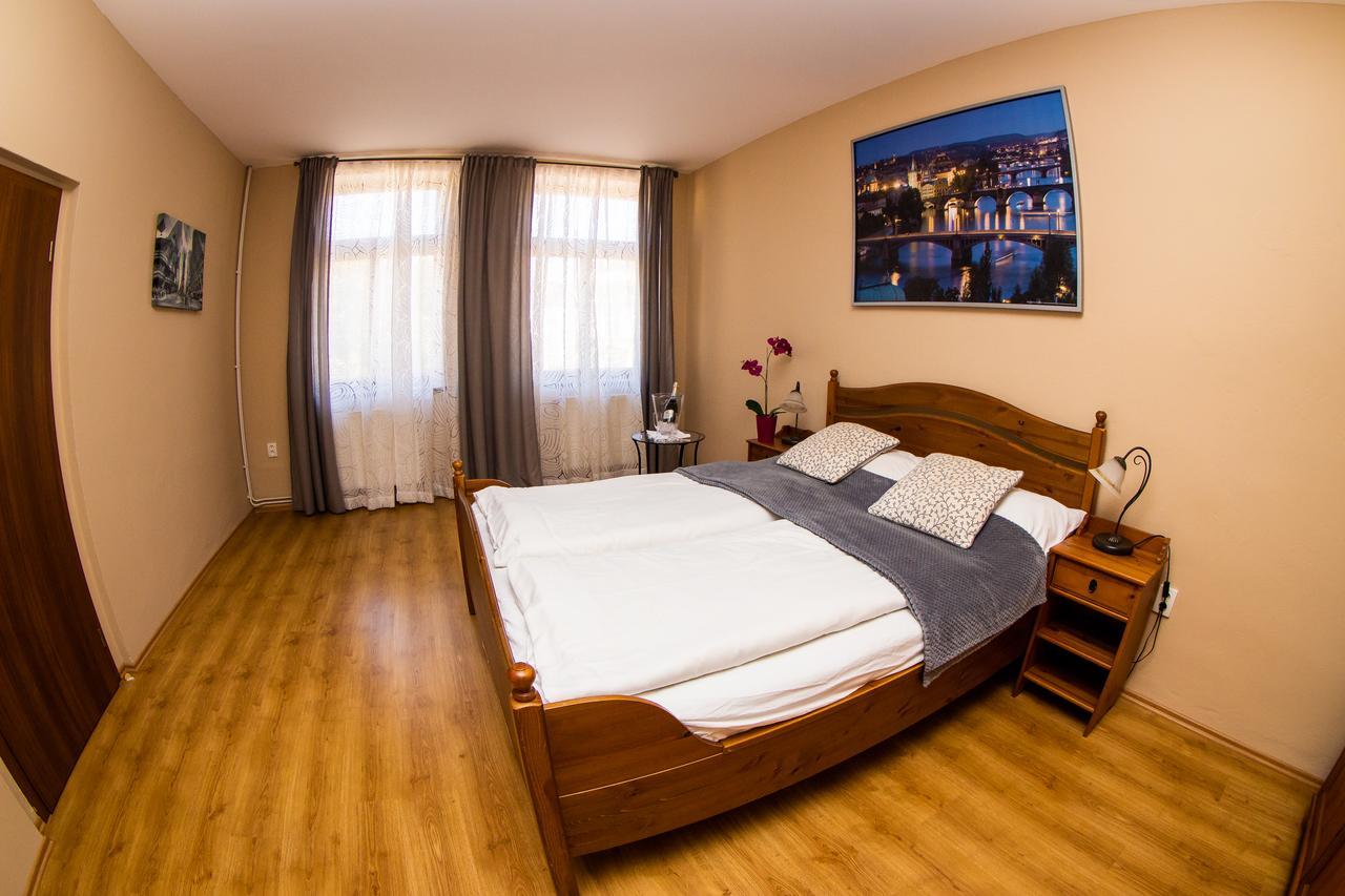 Apartman U Krale Komenskeho Jičín Zewnętrze zdjęcie